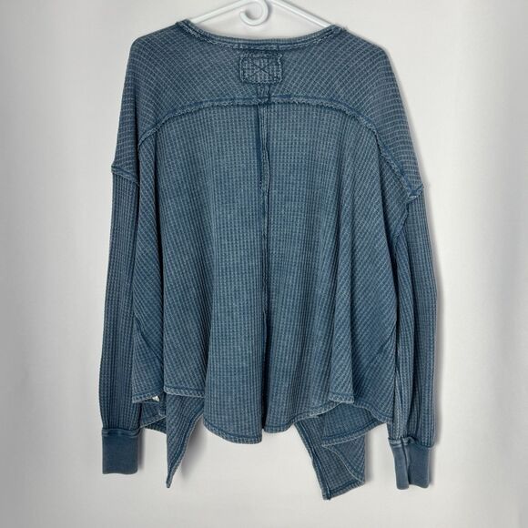 Free People We The Free Coraline Blue Thermal Oversized Pullover Size M Boho - Picture 4 of 9